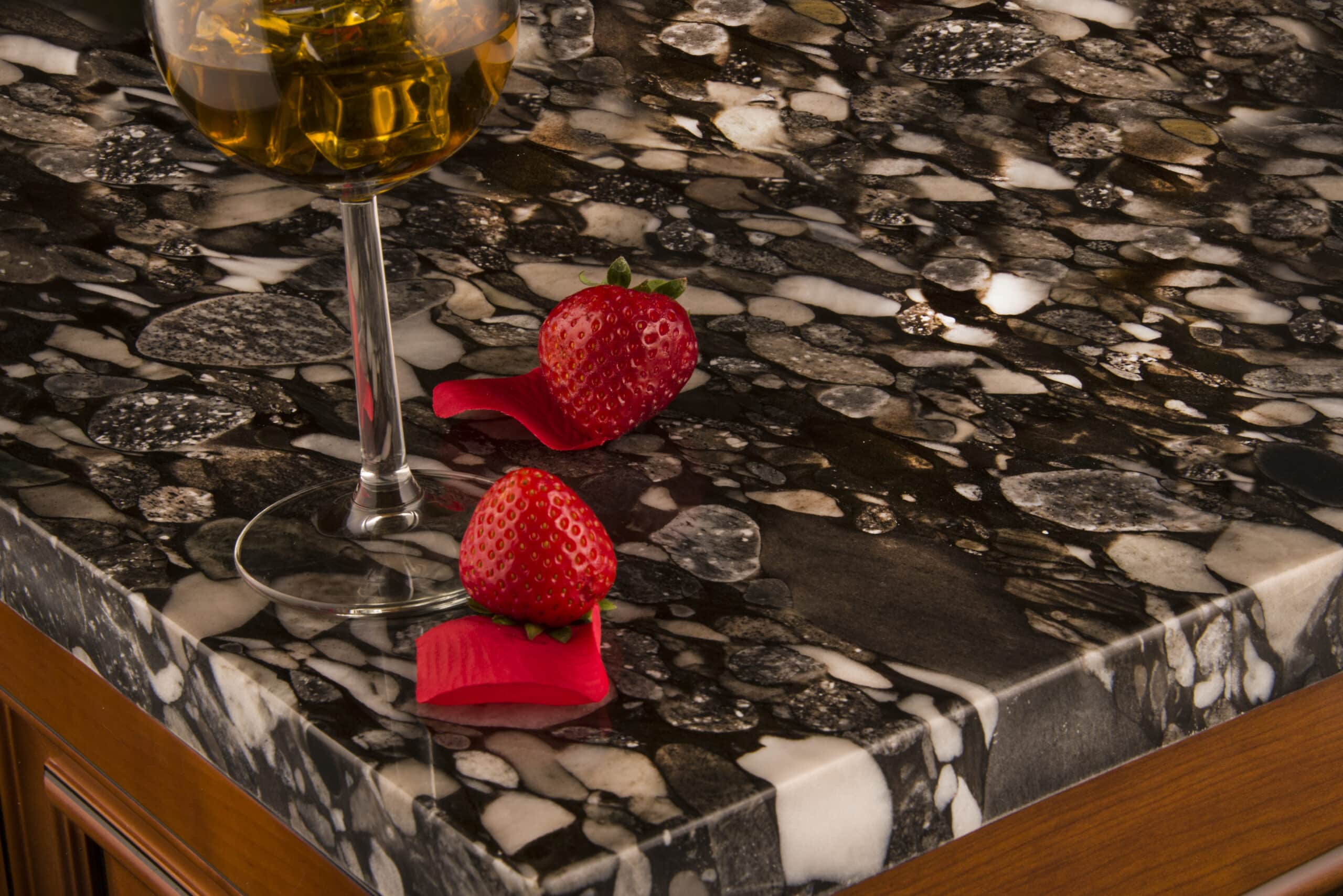 Black,,White,And,Gray,Texture,Of,Kitchen,Counter,Top,With